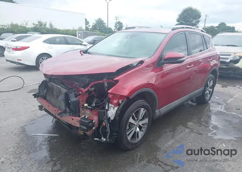 2018 Toyota Rav4 Xle z USA, uszkodzony, nr VIN 2T3WFREV0JW420839